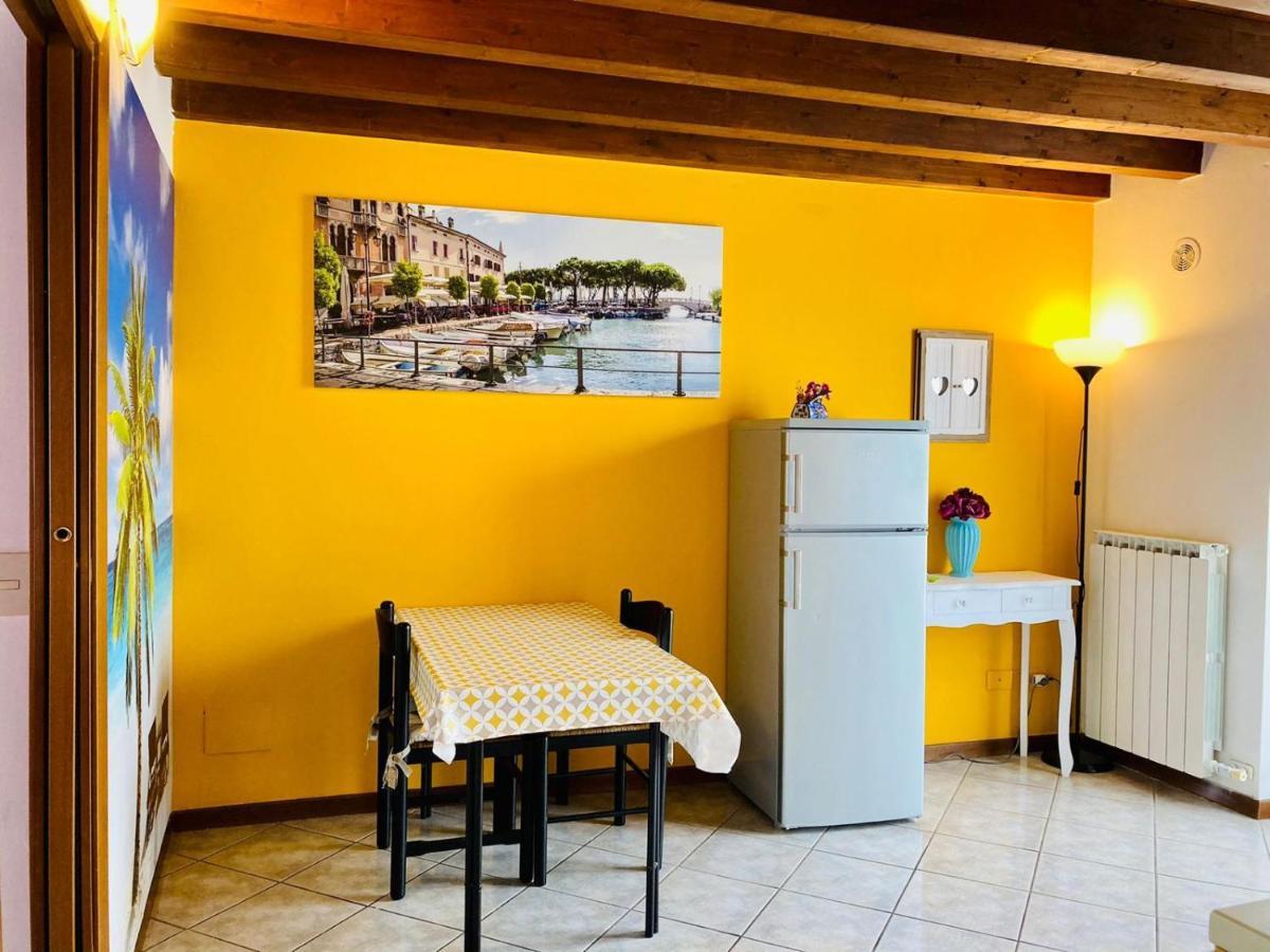 Palm Beach - Your Private And Complete Apartment In Desenzano Del Garda Exterior photo